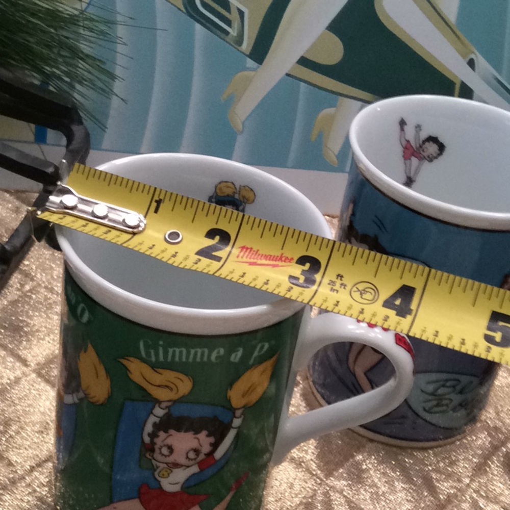 Betty Boop Mug Set - Picture 6 of 6